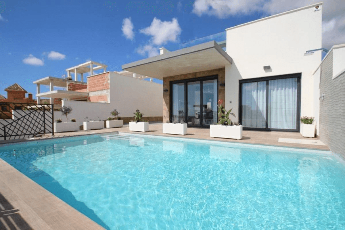 Villa till försäljning i San Miguel De Salinas